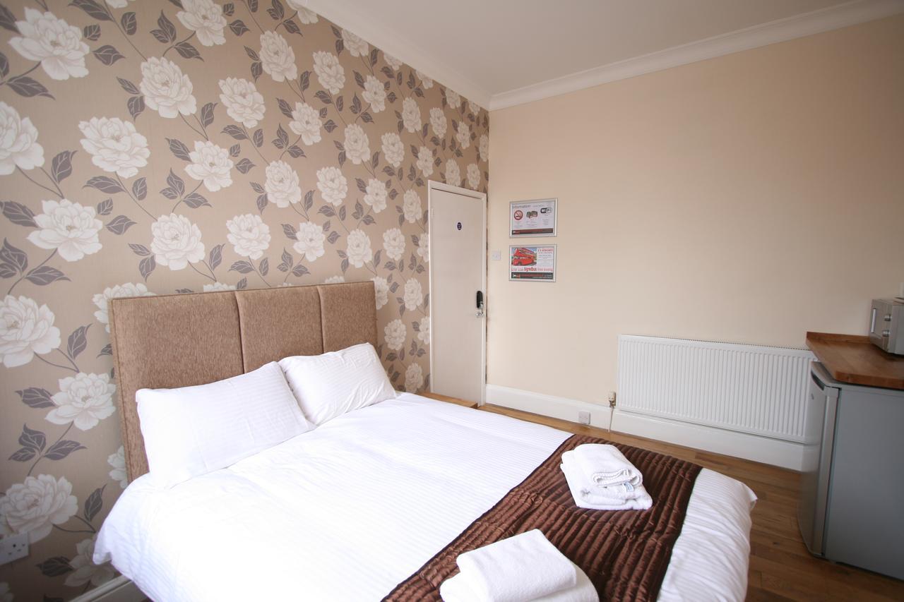 Central Studios Gloucester Place By Roomsbooked Cheltenham Eksteriør bilde