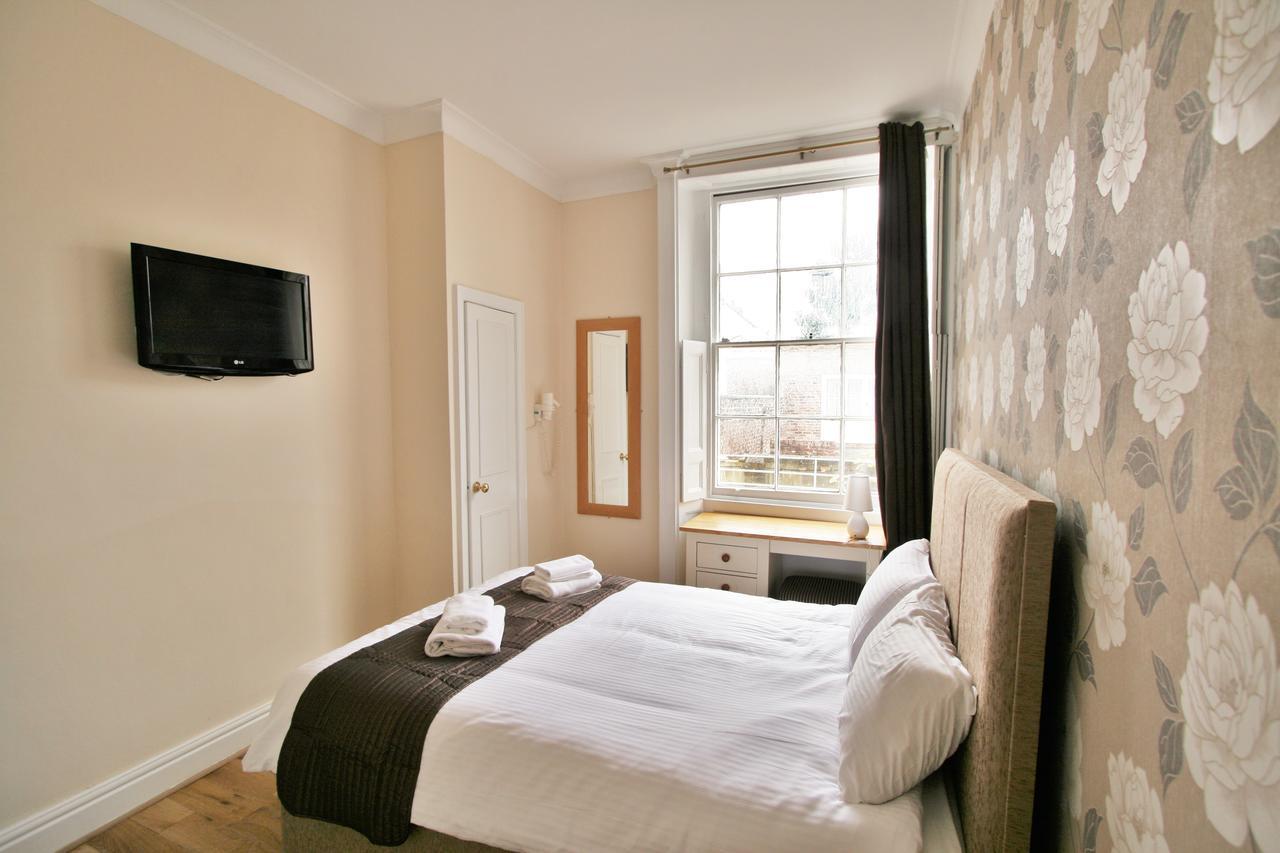 Central Studios Gloucester Place By Roomsbooked Cheltenham Eksteriør bilde